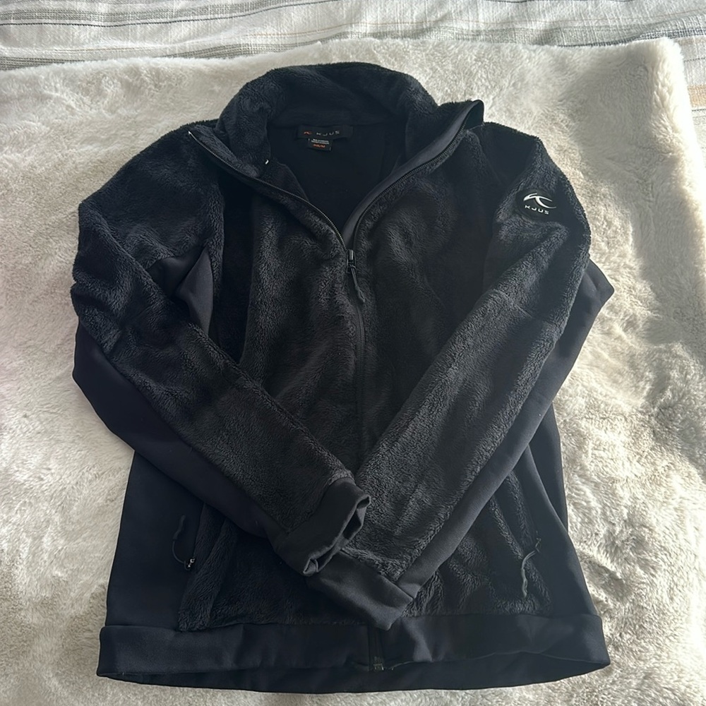 KJUS BLACK ZIP UP- fuzzy